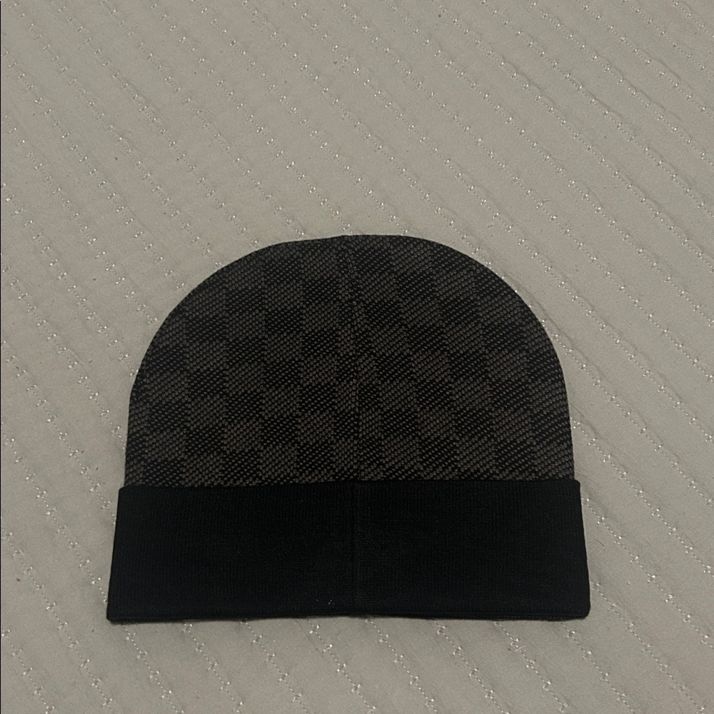Louis‎ Vuitton Dark Checkered Knit Hat - Picture 2 of 2